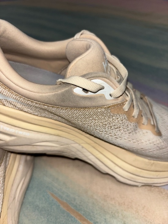 Hoka One One Bondi 8 Cream Vanilla men’s 8.5 running shoes main image 2